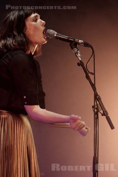 SARAH BLASKO - 2013-04-16 - PARIS - Cafe de la Danse - 